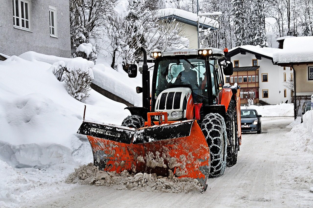 snow plow, clearance service, snow, winter service, winter, nature, cold, road, new zealand, slippery road, gritter, winter landscape, snow shovel, traffic, tractor, tyrol, austria, snow chains, roadway